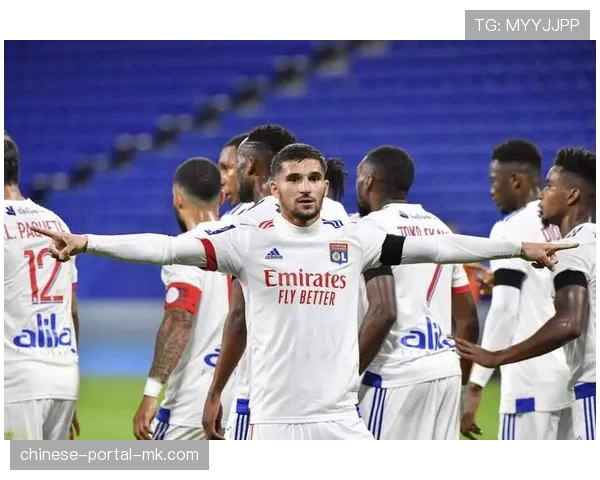 法国足协与教育部联合推出“校园足球周”,法甲各俱乐部派球员参与 法国足协与教育部联合推出“校园足球周”,法甲各俱乐部派球员参与