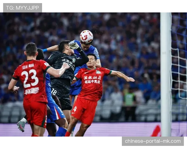 上海申花3-2逆转天津津门虎，拉唐梅开二度助球队摆脱降级区